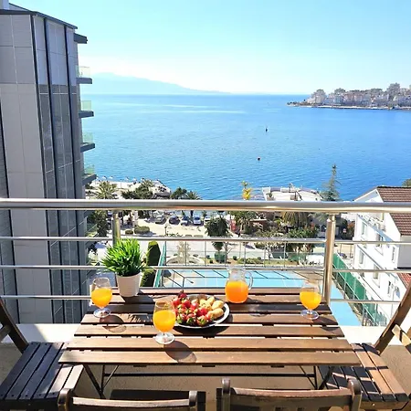 Appartamento Two Bedroom With Sea View-021 - Happy